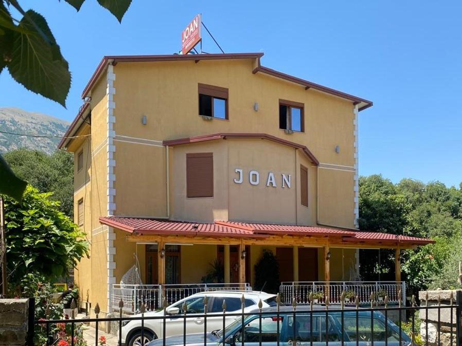 Joan Guesthouse Permet Exterior photo